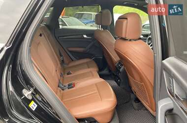 Позашляховик / Кросовер Audi Q5 2019 в 