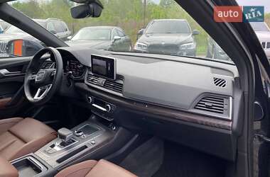 Внедорожник / Кроссовер Audi Q5 2018 в 