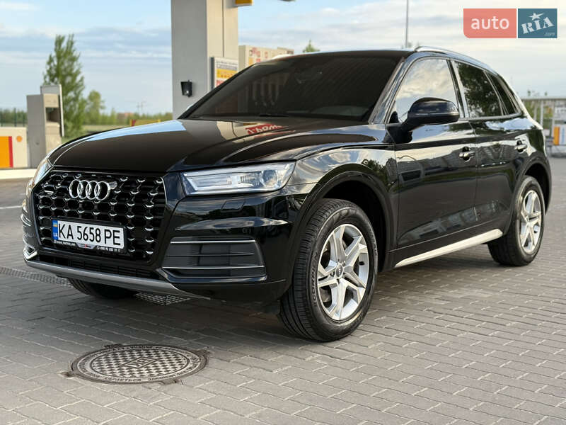 Внедорожник / Кроссовер Audi Q5 2017 в Киеве