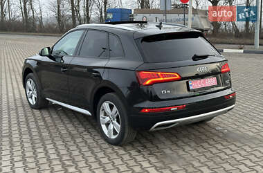 Позашляховик / Кросовер Audi Q5 2018 в 