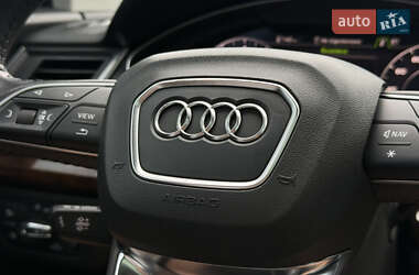 Внедорожник / Кроссовер Audi Q5 2019 в 