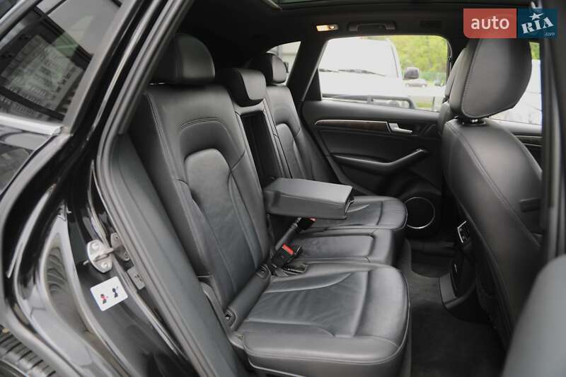 Позашляховик / Кросовер Audi Q5 2016 в Харкові