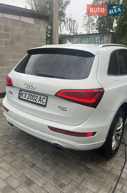 Внедорожник / Кроссовер Audi Q5 2012 в 
