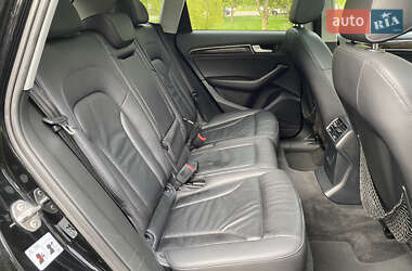 Позашляховик / Кросовер Audi Q5 2013 в 