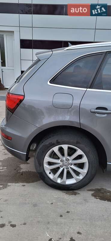 Внедорожник / Кроссовер Audi Q5 2013 в Вараше