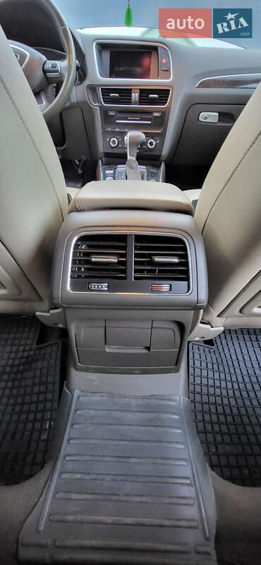 Внедорожник / Кроссовер Audi Q5 2013 в Вараше