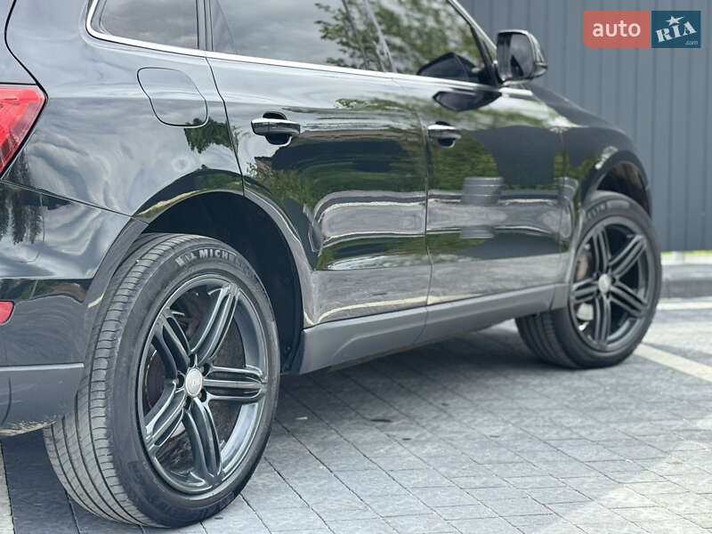 Позашляховик / Кросовер Audi Q5 2016 в Самборі
