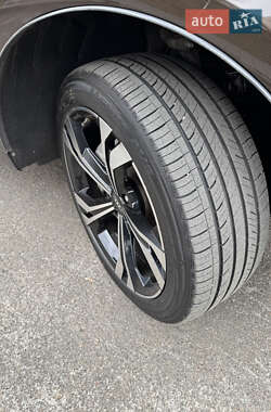 Внедорожник / Кроссовер Audi Q5 2012 в 