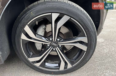 Внедорожник / Кроссовер Audi Q5 2012 в 