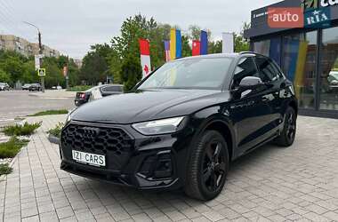 Внедорожник / Кроссовер Audi Q5 2022 в 