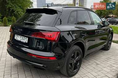 Внедорожник / Кроссовер Audi Q5 2022 в 
