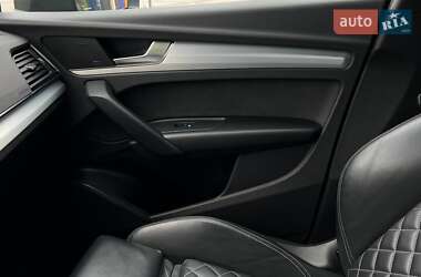 Внедорожник / Кроссовер Audi Q5 2022 в 
