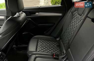 Внедорожник / Кроссовер Audi Q5 2022 в 