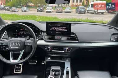 Внедорожник / Кроссовер Audi Q5 2022 в 