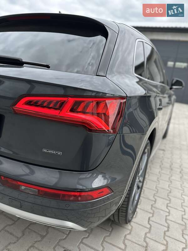 Внедорожник / Кроссовер Audi Q5 2019 в Львове