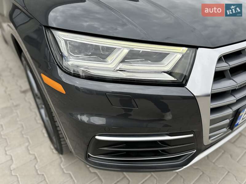 Позашляховик / Кросовер Audi Q5 2019 в Львові