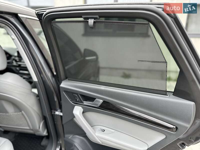 Внедорожник / Кроссовер Audi Q5 2019 в Львове
