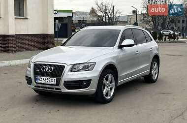 Внедорожник / Кроссовер Audi Q5 2011 в 