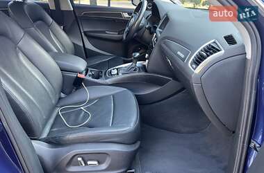 Внедорожник / Кроссовер Audi Q5 2015 в 
