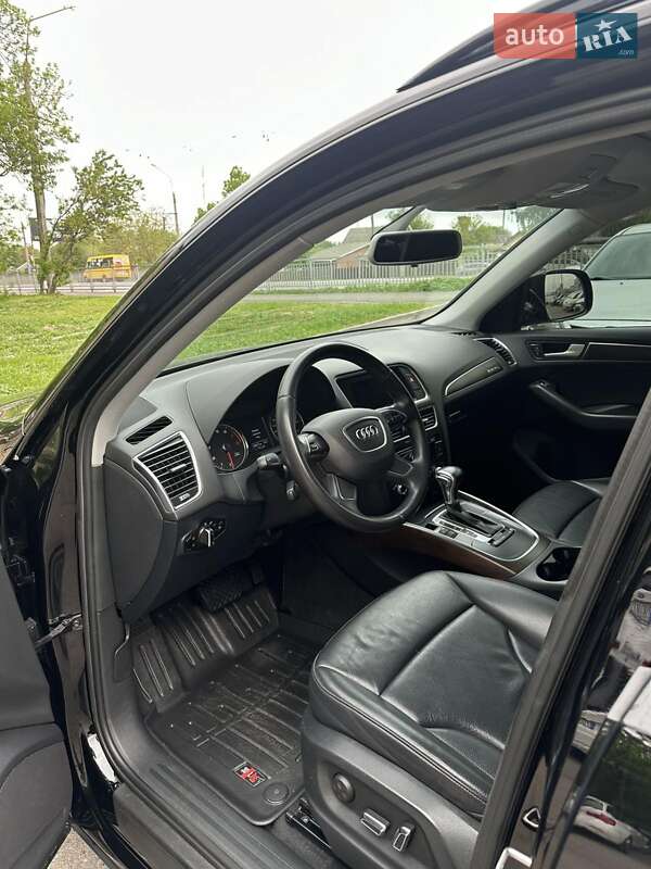 Внедорожник / Кроссовер Audi Q5 2014 в Полтаве
