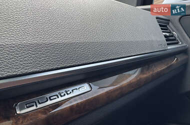 Позашляховик / Кросовер Audi Q5 2018 в 