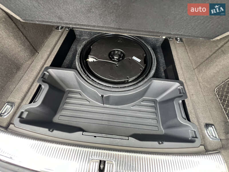 Позашляховик / Кросовер Audi Q5 2014 в Луцьку