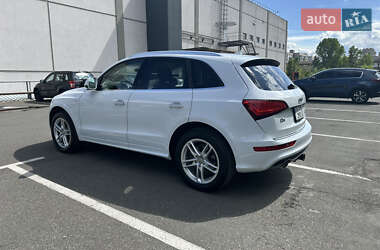 Позашляховик / Кросовер Audi Q5 2016 в Києві