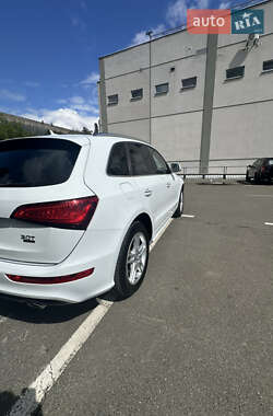 Позашляховик / Кросовер Audi Q5 2016 в Києві