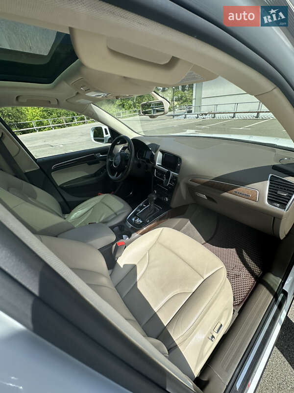 Внедорожник / Кроссовер Audi Q5 2016 в Киеве