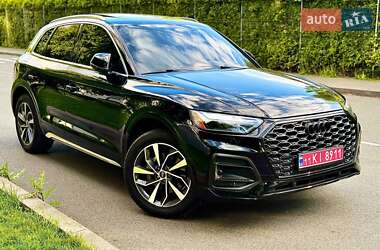 Внедорожник / Кроссовер Audi Q5 2021 в Киеве
