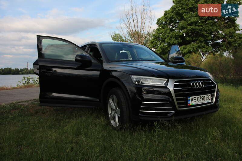 Внедорожник / Кроссовер Audi Q5 2017 в Днепре