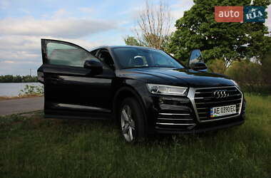 Позашляховик / Кросовер Audi Q5 2017 в 