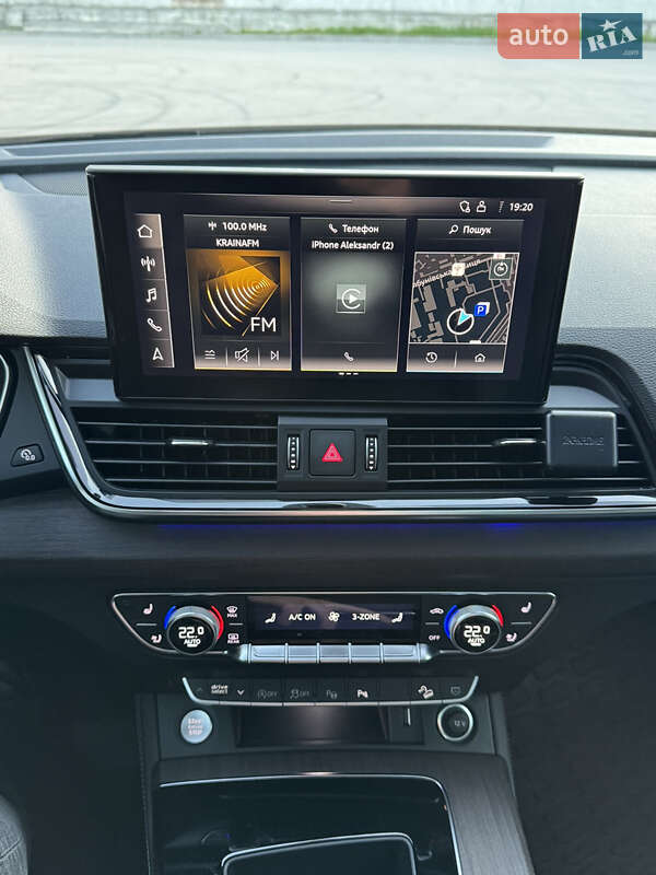 Внедорожник / Кроссовер Audi Q5 2021 в Киеве