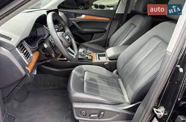 Внедорожник / Кроссовер Audi Q5 2022 в 