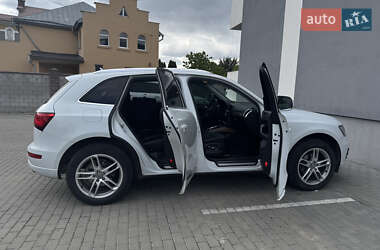 Внедорожник / Кроссовер Audi Q5 2013 в Ровно
