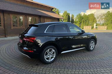 Внедорожник / Кроссовер Audi Q5 2019 в 