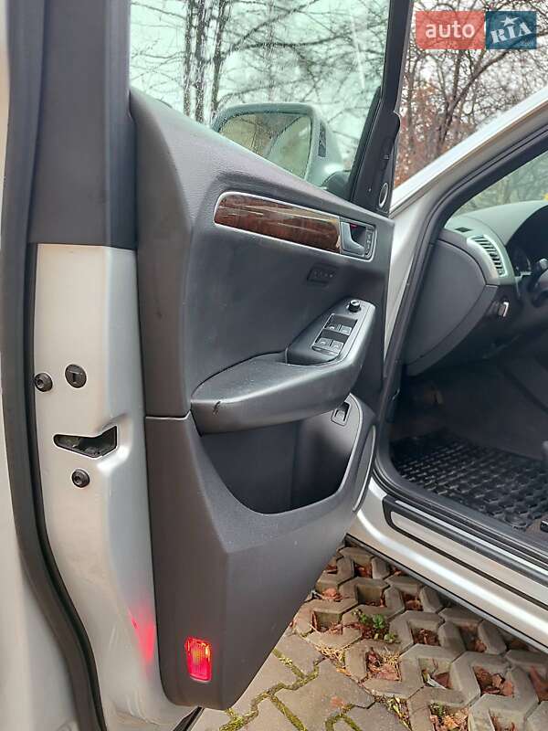 Внедорожник / Кроссовер Audi Q5 2011 в Ивано-Франковске