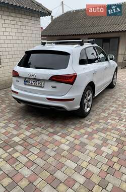 Внедорожник / Кроссовер Audi Q5 2017 в 