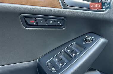 Позашляховик / Кросовер Audi Q5 2011 в 