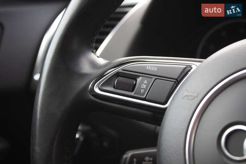 Внедорожник / Кроссовер Audi Q5 2016 в Киеве