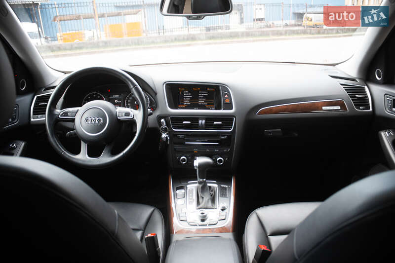 Внедорожник / Кроссовер Audi Q5 2016 в Киеве
