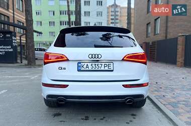 Позашляховик / Кросовер Audi Q5 2015 в 