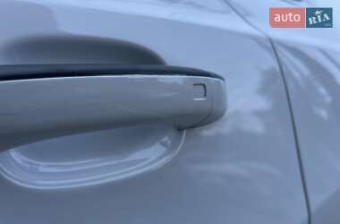 Позашляховик / Кросовер Audi Q5 2015 в 