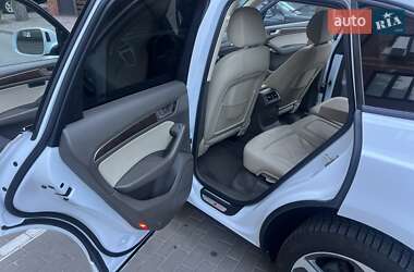 Позашляховик / Кросовер Audi Q5 2015 в 