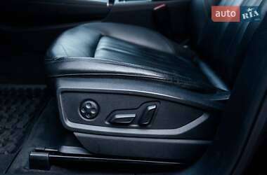 Позашляховик / Кросовер Audi Q5 2020 в 