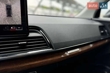 Внедорожник / Кроссовер Audi Q5 2020 в 