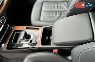 Внедорожник / Кроссовер Audi Q5 2020 в 