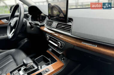 Внедорожник / Кроссовер Audi Q5 2020 в 
