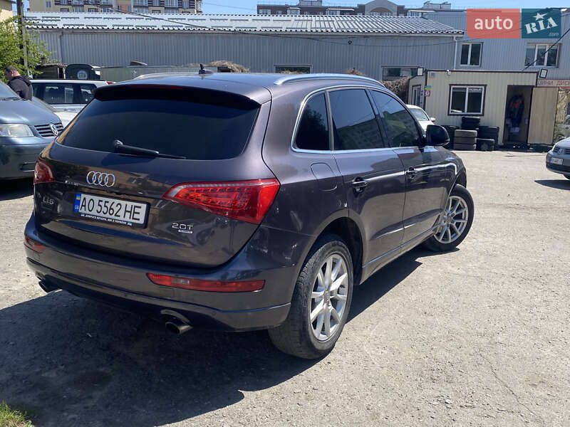 Внедорожник / Кроссовер Audi Q5 2010 в Хмельницком
