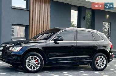 Позашляховик / Кросовер Audi Q5 2013 в 
